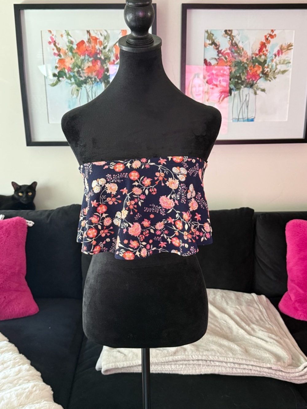 Forever 21 Navy Strapless Floral Ruffle Crop Top